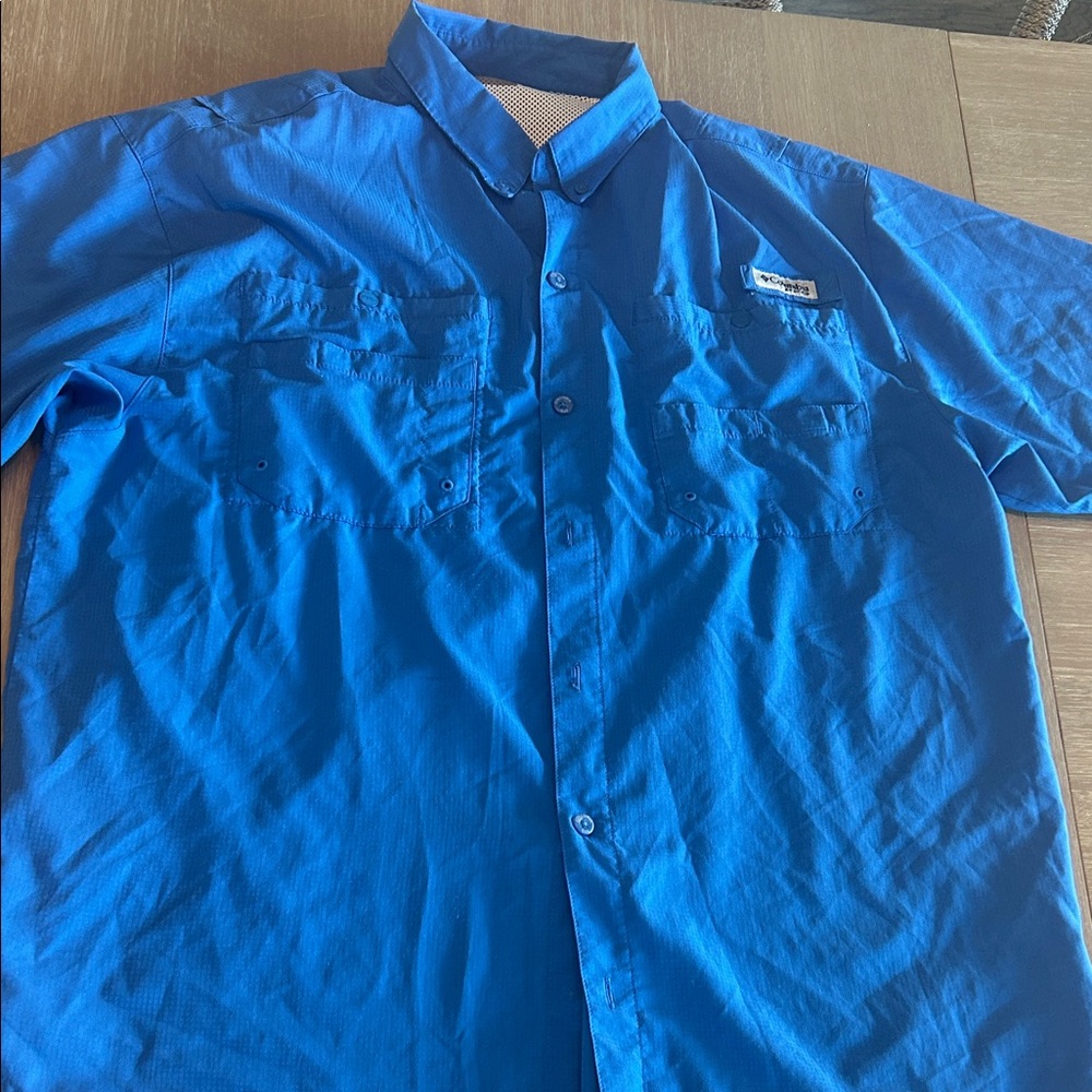 Columbia Bright Blue Outdoor Shirt‎